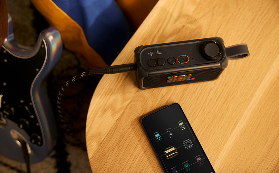 LS_JBL_Bandbox_Solo_Lifestyle_01_904x560px.png (715 KB)